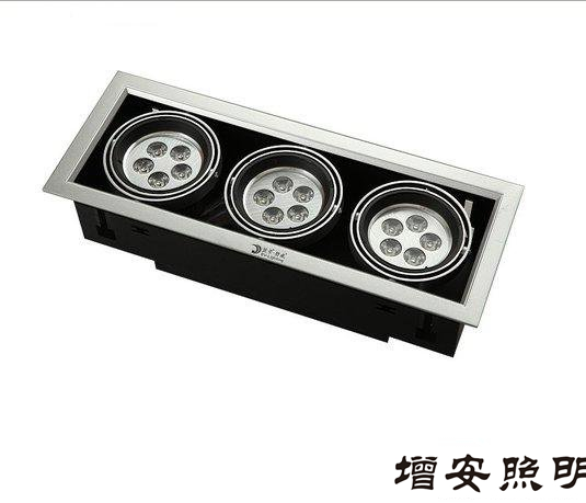 3個頭斗膽燈